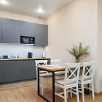 Apartament Smart House *
