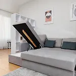 Smart House Apartment *